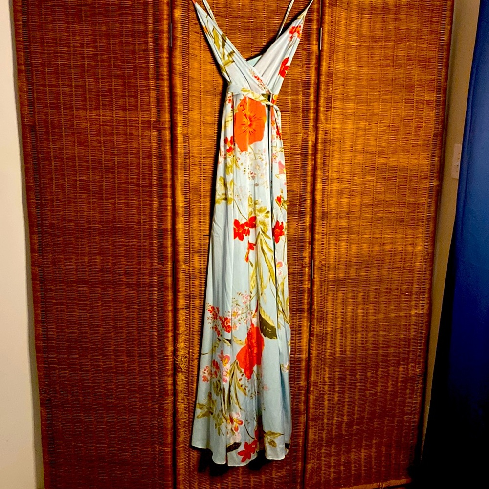 Lulus formal maxi dress size Medium